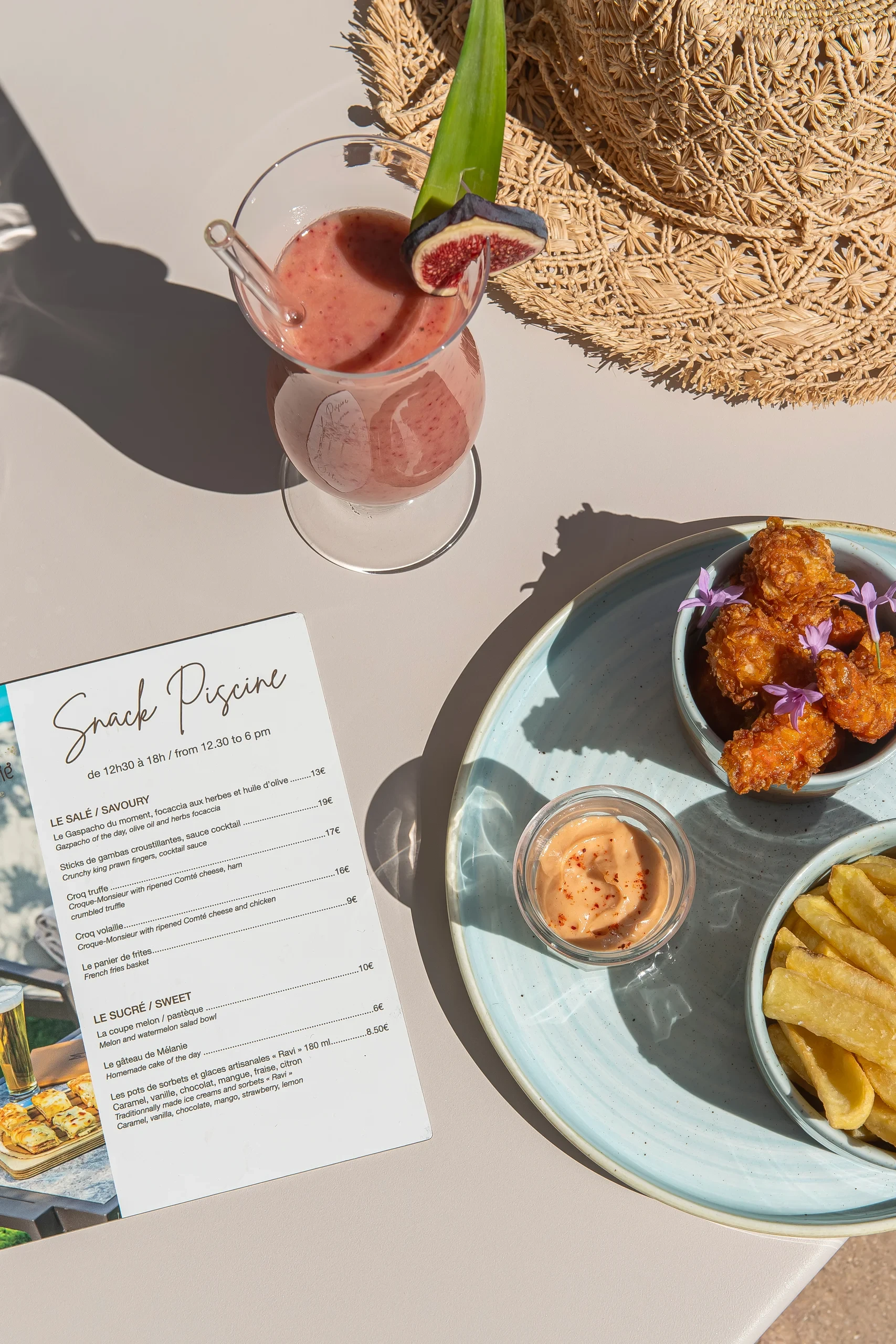 Collation piscine avec menu et plateau gourmand - hotel de charme alpilles - Mas de l'Oulivié